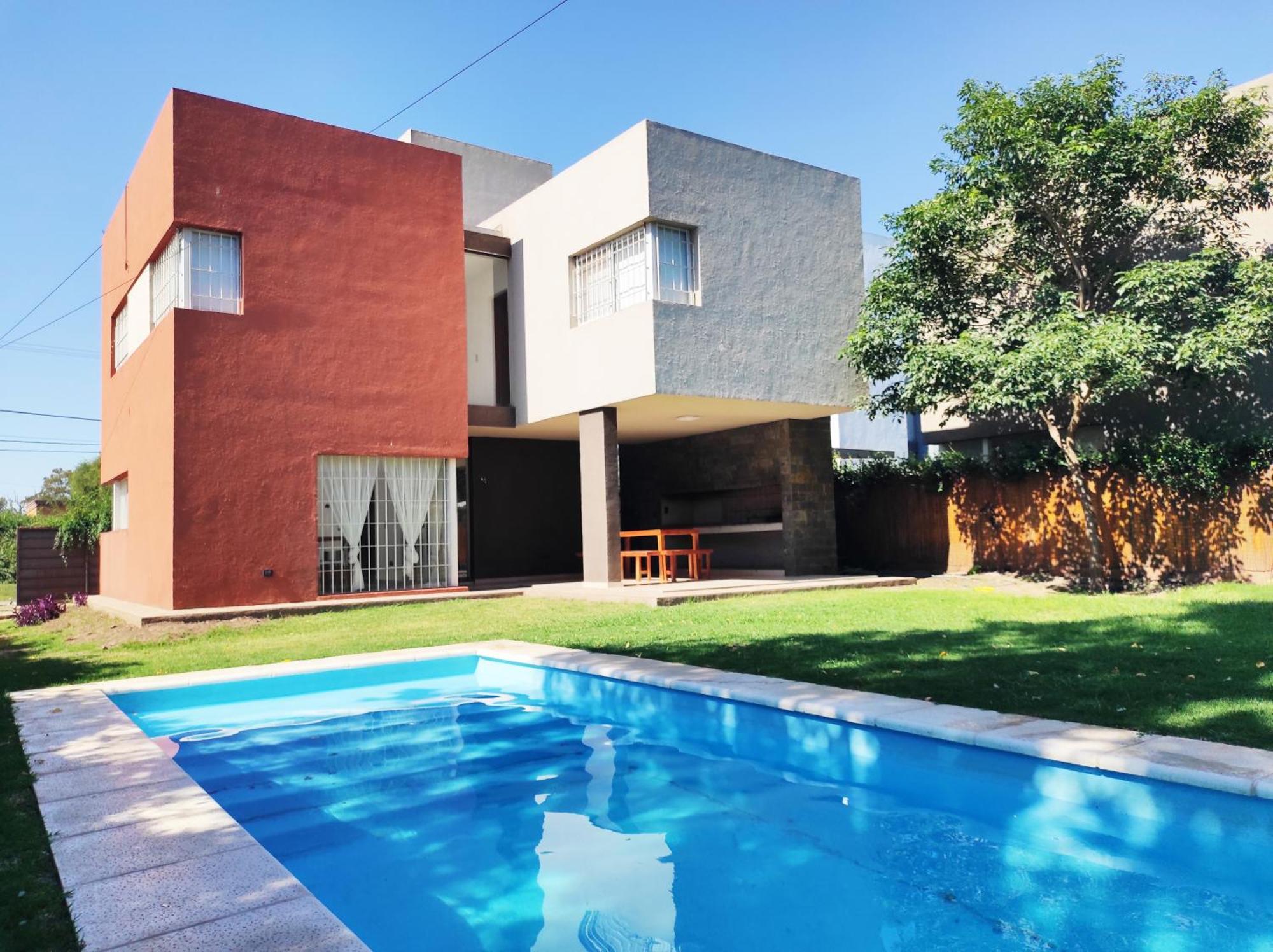 Casa Gerona Allende